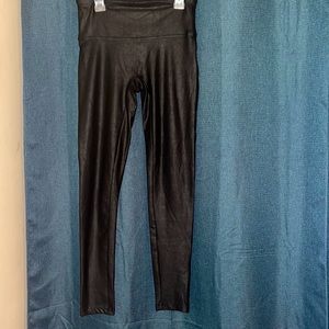 Faux leather shimmer leggings
